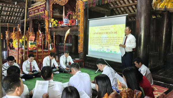 Chi bộ UBND xã Hưng Vũ tổ chức sinh hoạt chuyên đề nhân kỷ niệm 89 năm thành lập Chi bộ Đảng đầu tiên của Đảng bộ huyện Bắc Sơn và 85 năm Khởi nghĩa Bắc Sơn (27/9/1940 – 27/9/2025)